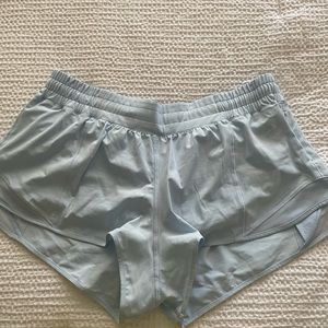 Lululemon Hotty Hot Short